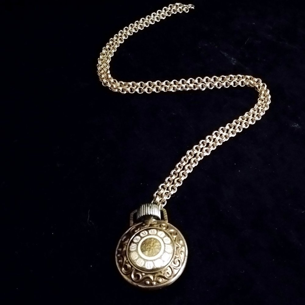 Vintage Victorian Steampunk Style Time Clock Perfume Bottle Pendant Necklace